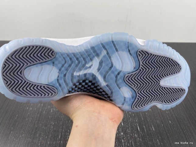 Chep Onekick Low Jordan Air Grey 11 Cement AV2187-140 0818